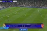 华体会体育-萨利巴被断送礼，维尼修斯破门！皇马1-1阿森纳，总比分1-4