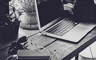 【不擅长进攻】🤔邓肯低位进攻集锦～2010